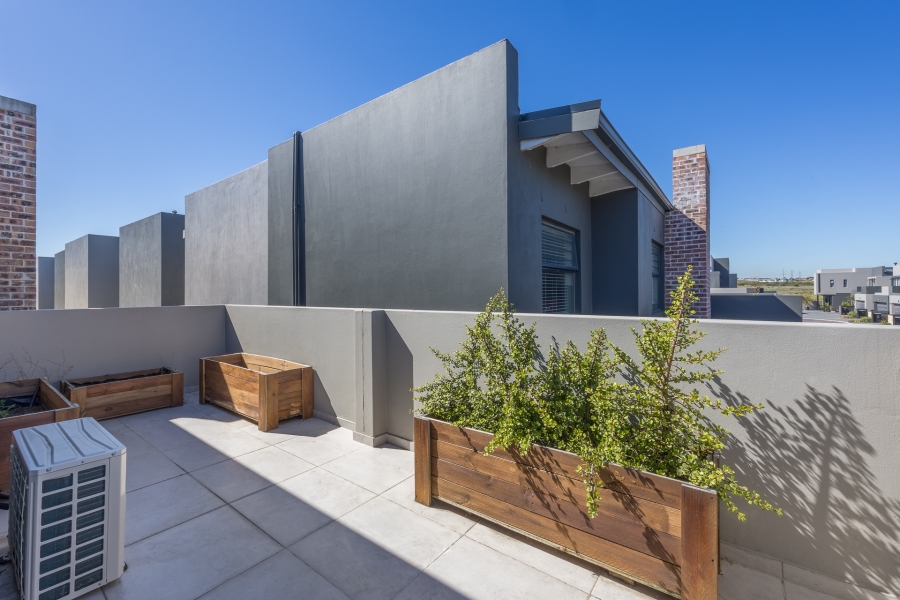 3 Bedroom Property for Sale in Haasendal Western Cape